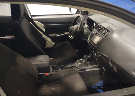 2017 Mitsubishi Outlander Sport 2.4 Se z USA, uszkodzony, nr VIN JA4AR3AW7HZ064066